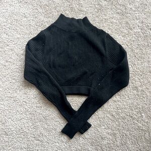 Black Ribbed Long Sleeve Crop Top